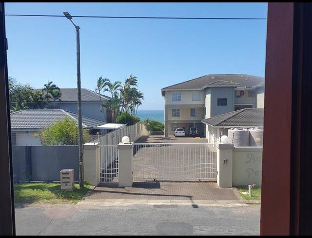 3 BEDROOM APARTMENT FOR SALE IN MANABA BEACH